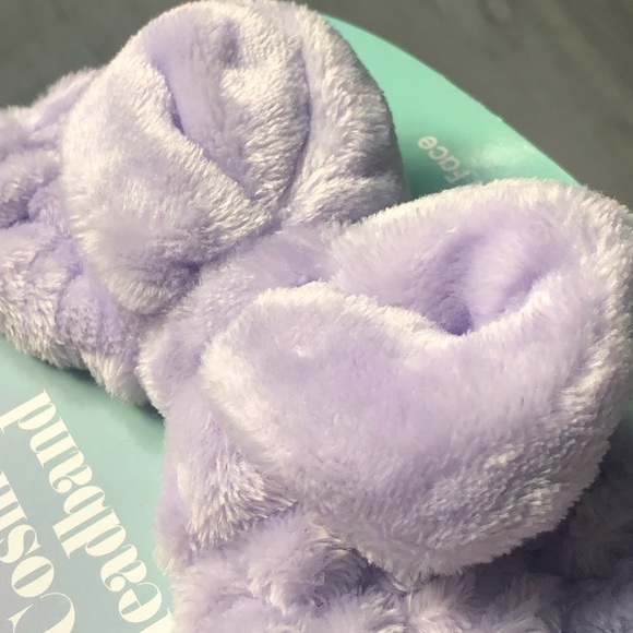 Plush cosmetic headband - Picture 6 of 6